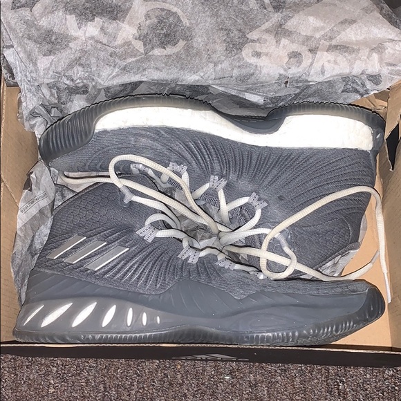 Harden Adidas Basketball shoes - Picture 1 of 5